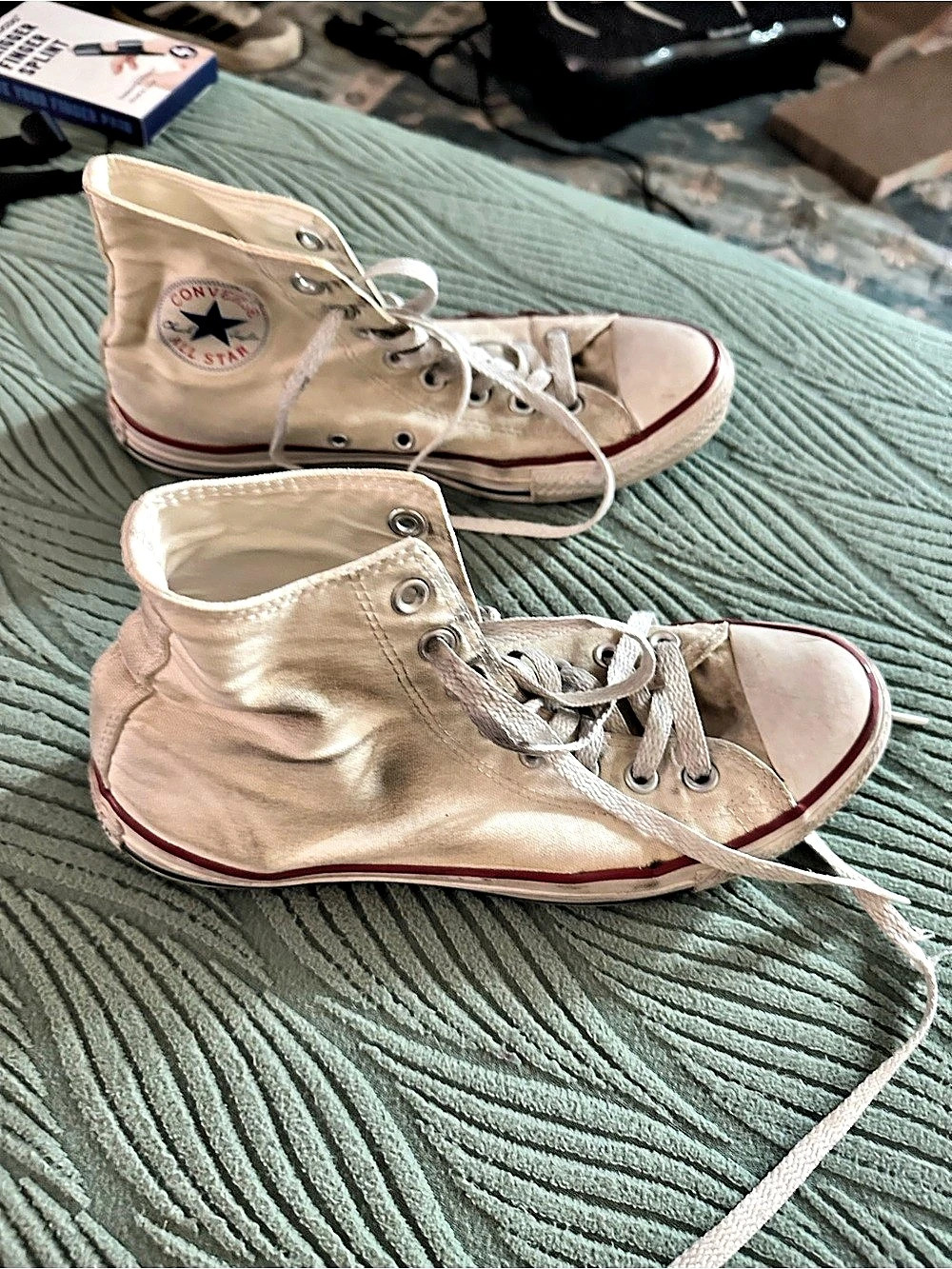 Converse Chuck Taylor All Star High Top Sneakers Cream US 7